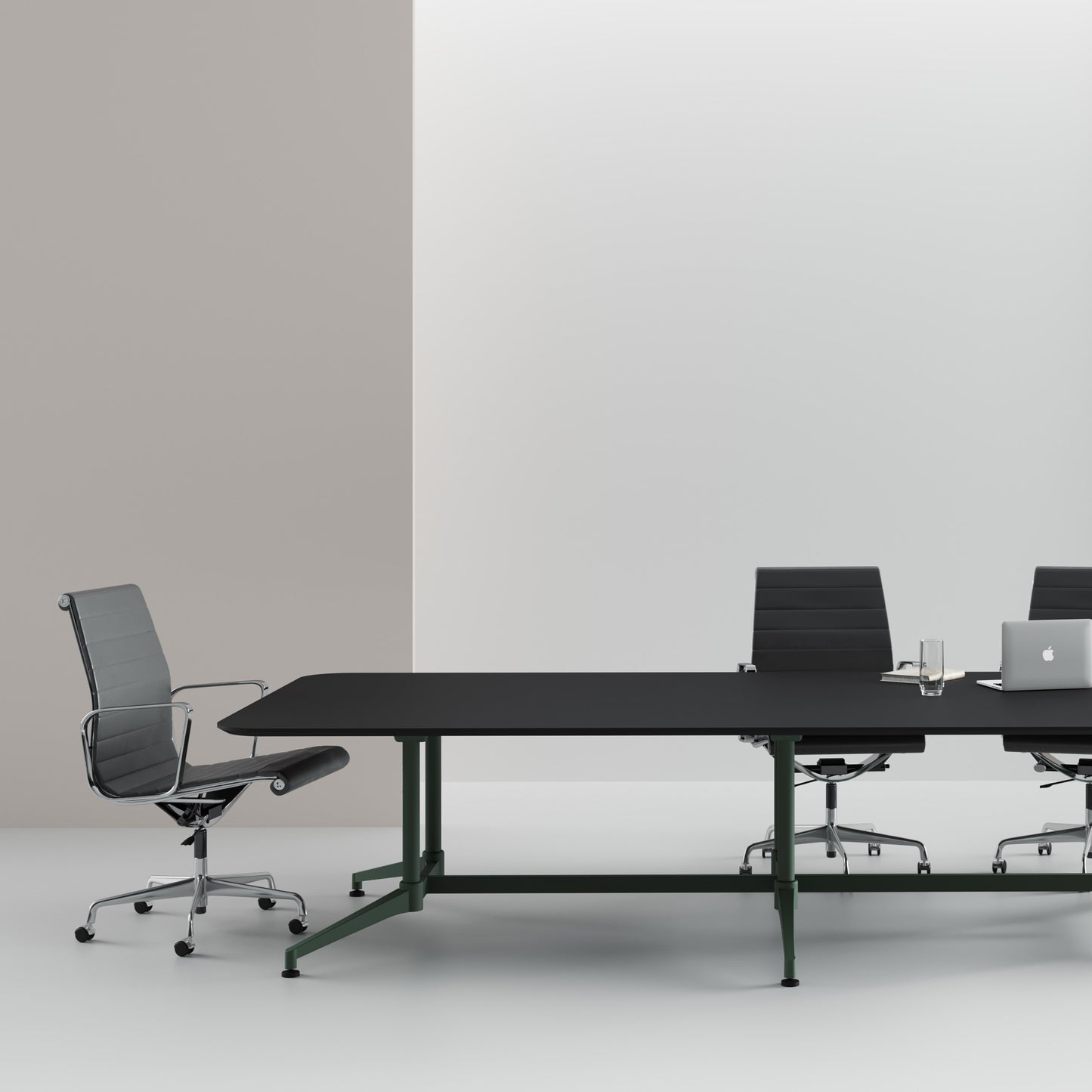 UR Boardroom Table